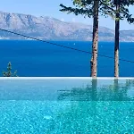 Luxury Oasis Villa *