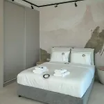 Luxury Oasis Villa *