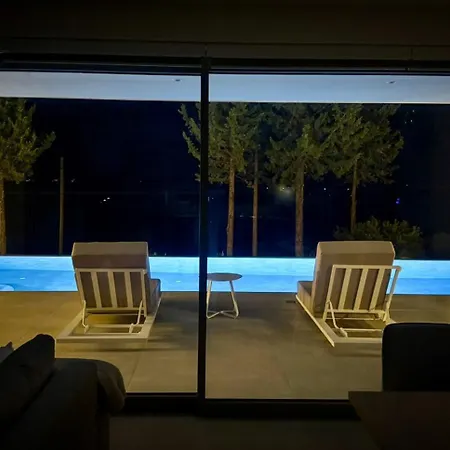 Willa Luxury Oasis Nikiana