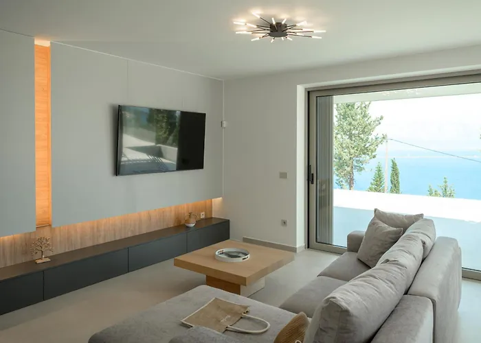Вилла Modern Seaview Oasis Никиана