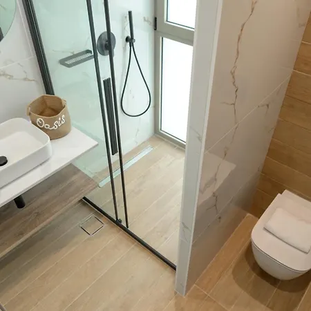 Modern Seaview Oasis Villa *