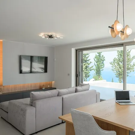 Modern Seaview Oasis Villa Nikiana