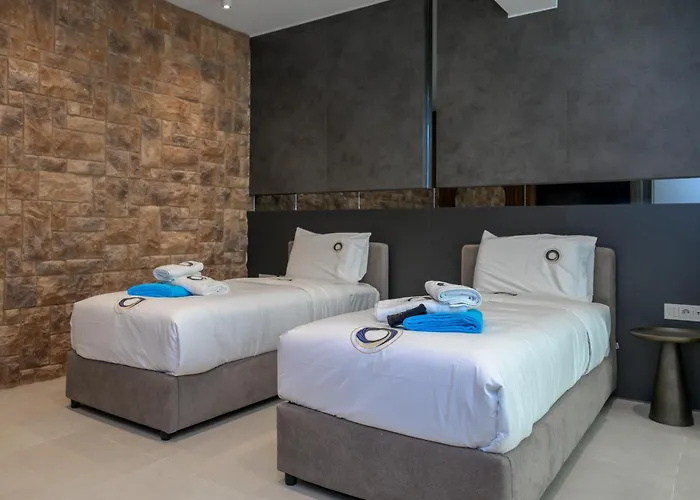 Modern Seaview Oasis Villa *