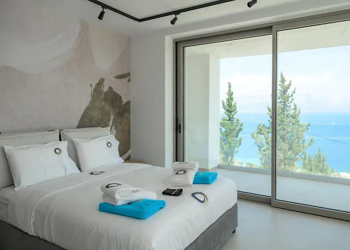 Modern Seaview Oasis Villa *